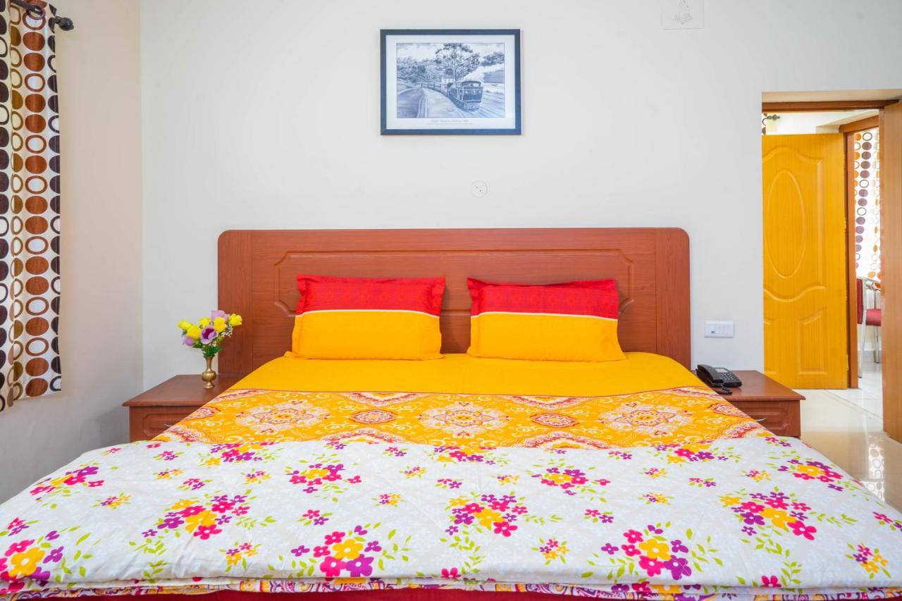 Hotel Tamilnadu - Ooty 1 Dış mekan fotoğraf